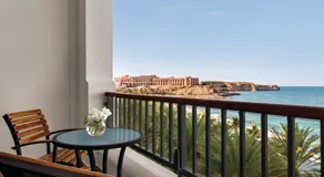 DoubleTree by Hilton Muscat Al Waha - Image 4