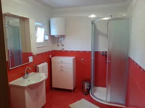 Apartamento con jardín y barbacoa | Vistas al jardín - Image 5