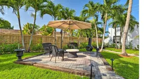 Luxury 8BR Entire Mini-Resort with Heated Pool, Tiki Bar - Tropical Paradise Near Beach! - Image 5