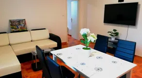 TRI KRALJA - THREE KINGS Apartments in the center with private parking - Image 5