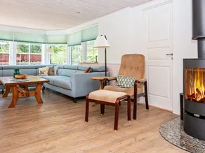 6 person holiday home in Hemmet - Image 2