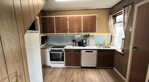 The Yellow House, Beach 5mins Drive, 3BR with free parking, Fast Fiber Internet - Image 5