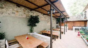 Ntouana hotel - Image 2