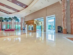 Hj  Grand Hotel - Image 2