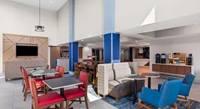 Holiday Inn Express & Suites Austin SW - Sunset Valley by IHG - Image 3