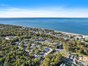 Bribie Island Caravan Park - Image 3