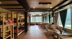 Little Tibet Cafe & Riverbed Stays - Image 3