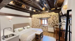 Hotel y Casa Rural El Retiro del Oso - Image 2