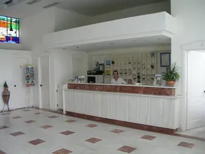 PORTO ILIESSA APARTHOTEL - Image 2