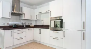1BR Flat 2-mins to RAD 5 mins to Battersea Park - Image 2
