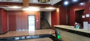Royal Tree Hotel - Image 2