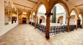 Palacio De Las Rosas - Image 3