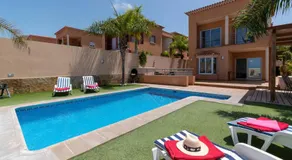 Villa Verde Private Heated Pool Sea Views - Image 3