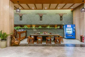 Xiaoqikong Binjiang Hotel - Image 3
