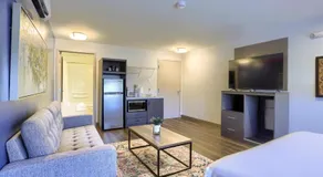 Sweet Stay - Image 4
