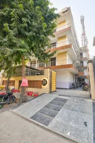 Hotel Quadis 51 - Image 3