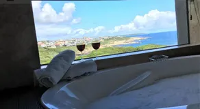 Marine 5 Boutique Hotel - Image 4