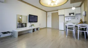 Tongyeong Bay Condo Hotel - Image 5