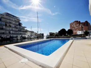 Apartment in Roses near Santa Margarita Beach - Image 3