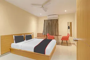 Hotel O Ss Suites - Image 2