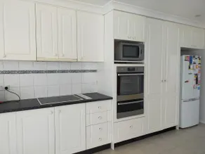 4 Bedroom, 3 bath room home in Kingswood NSW, free WIFI Internet, free parking - Image 4