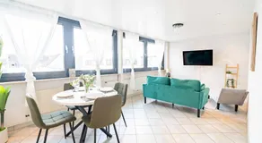 City Wohnung am Hbf mit 2 Schlafzimmern und Sky - Image 2