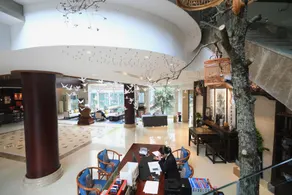 Huangshan Shuguang Yusong Hotel - Image 4