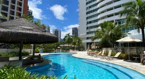 Flat com VISTA de CINEMA para Praia da BARRA da Tijuca - 5 min da PRAIA - Ar Condicionado, Portaria 24h, Wi-Fi 500 Mbps, Piscina, Academia, Sauna, Quadra de Tênis - Image 2