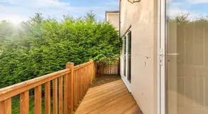 Perfect Booking 4 Bed Home in Cheltenham - Image 5