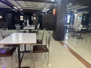 Hotel Anand Inn - Image 2