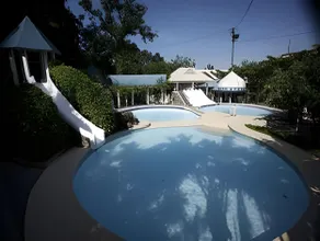 Splash Mountain Resort & Hotel - Image 5