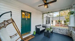 Walk to Cherry Street,pets, hot tub by HVNLYhomes - Image 4