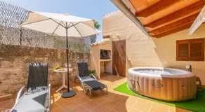 Casa con barbecue, giardino e terrazza - Image 4