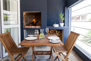 Loddey's Guesthouse by Beach Collection Winelands - Image 3