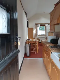Beautiful 1-Bed Cottage in Trellech - Image 4