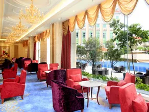 Golden Sun Hotel - Image 2