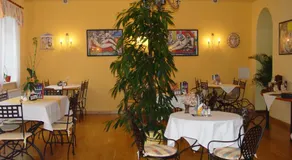 Hotel Galerie - Image 3