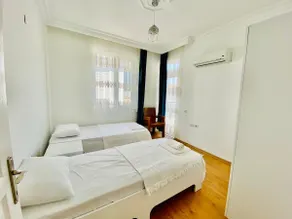 Fantastic 3 room Roof Apartment with Pool 120 m² - Image 3