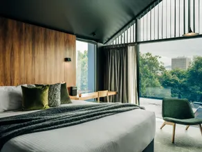 Moss Hotel - Image 2