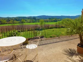Casa vacanze a Loupia con piscina privata - Image 2
