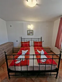Nakovski Guest House - Image 4