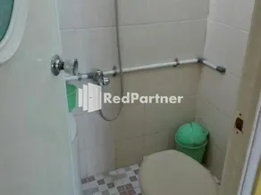 Bromo Indah Lestari Homestay Mitra RedDoorz - Image 2