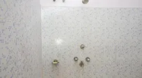 Hotel Evergreen - Image 4