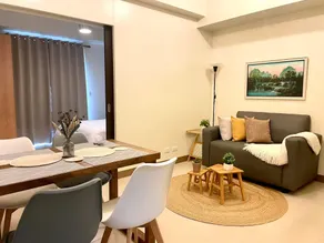 Chambre privée avec sauna, jardin et piscine | Vue ville - Image 4