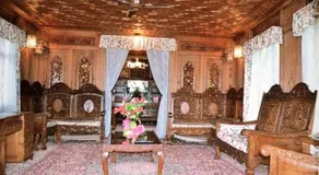 Iram Houseboats - Image 3