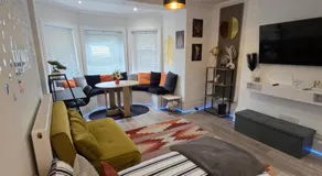 Cosy Apt Near Leas - 8ight Havens - Image 2
