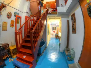 D Riverside Inn - Image 5