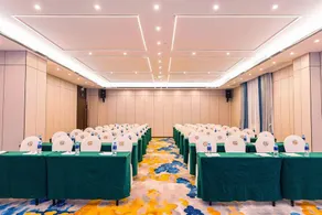 Grammy Hotel - Image 3