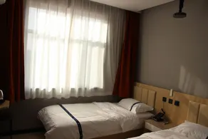 Lanting Esports Cinema Hotel (Haonanguan Branch) - Image 5