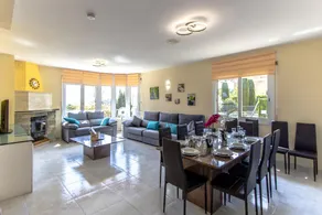 Catalunya Casas Pool, garden and games room near Barcelona! - Image 5
